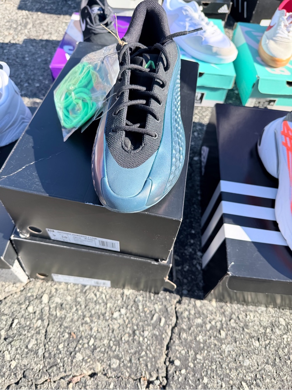 Mens Metallic Teal Athletic Shoes with Black Trim
